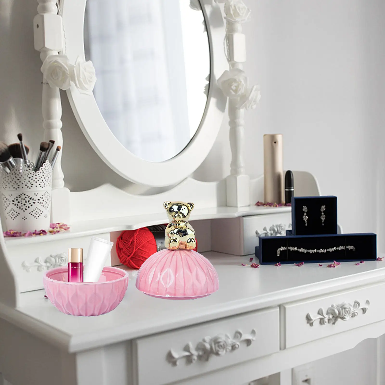 

Creative Ceramic Candy Jar Jewelry Box for Snacks Fruits Small Gifts Suitable for Female Friends Party Decor Candy Jar