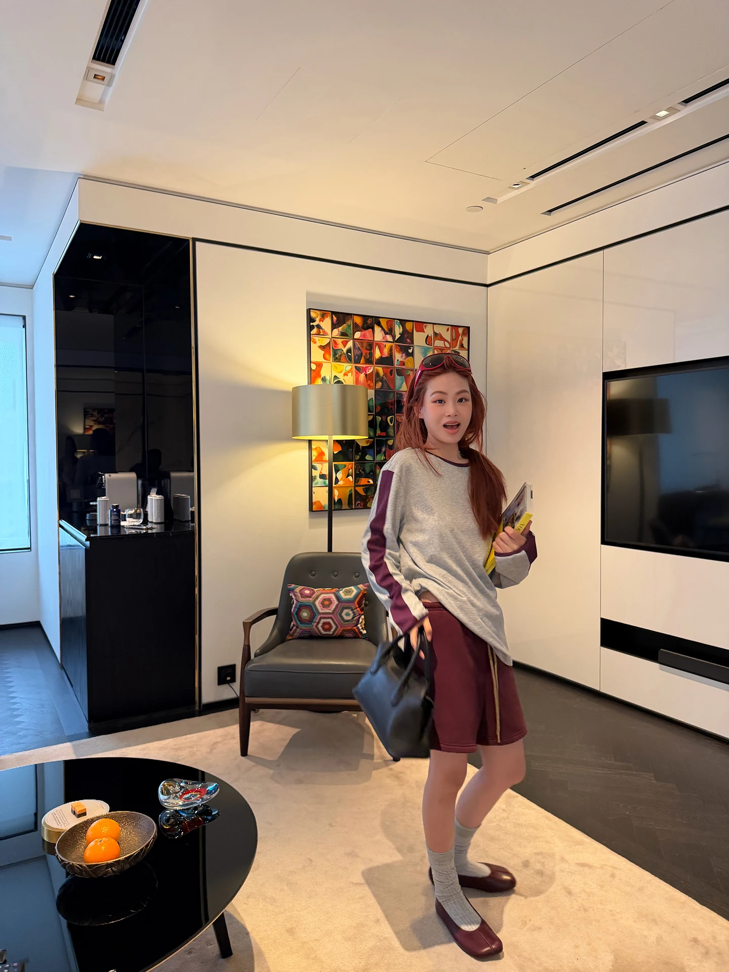 

Grey Cotton T-Shirt Women's Shoulder Line Detailing Color Block Design Commute Style Standard Fit Long Sleeve Spring New