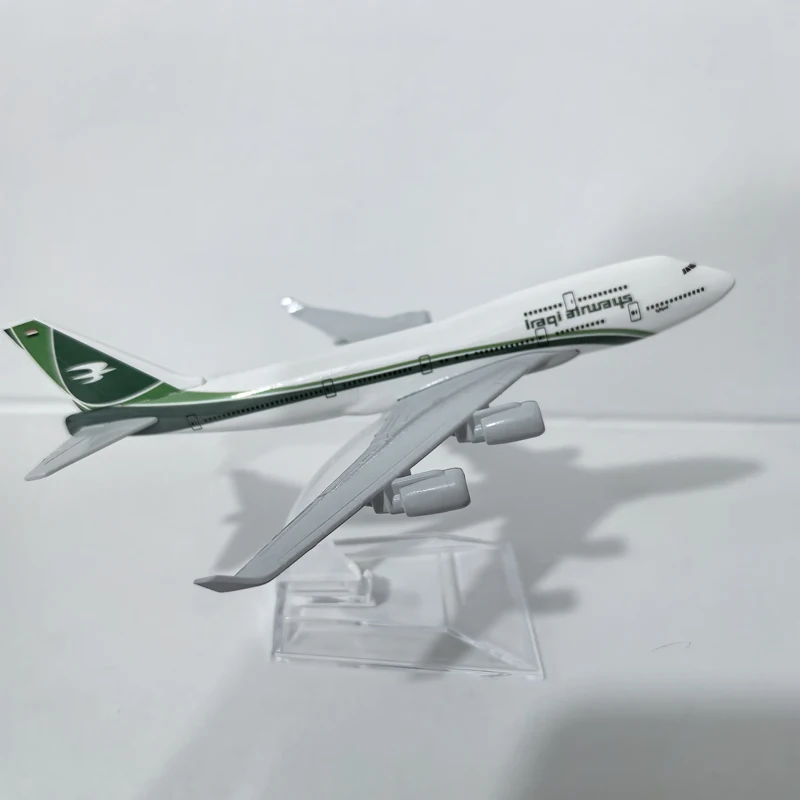 JASON TUTU 16cm Iraq Airlines Boeing 747 Plane Airplane Model