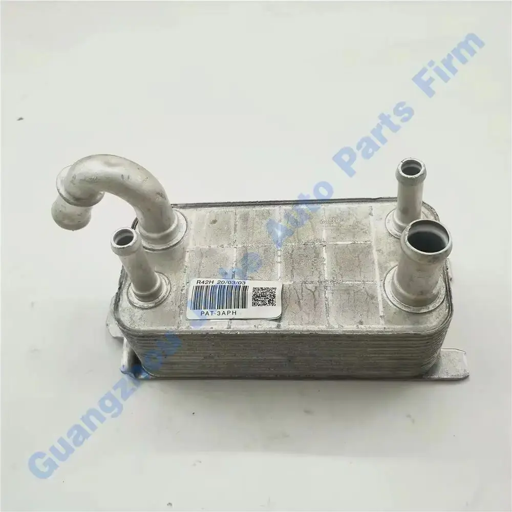 

Масляный радиатор PAT подходит для Mazda 3 BFF4-19-9F0V BFF4199F0V Z681-19-9F0 Z68199F0