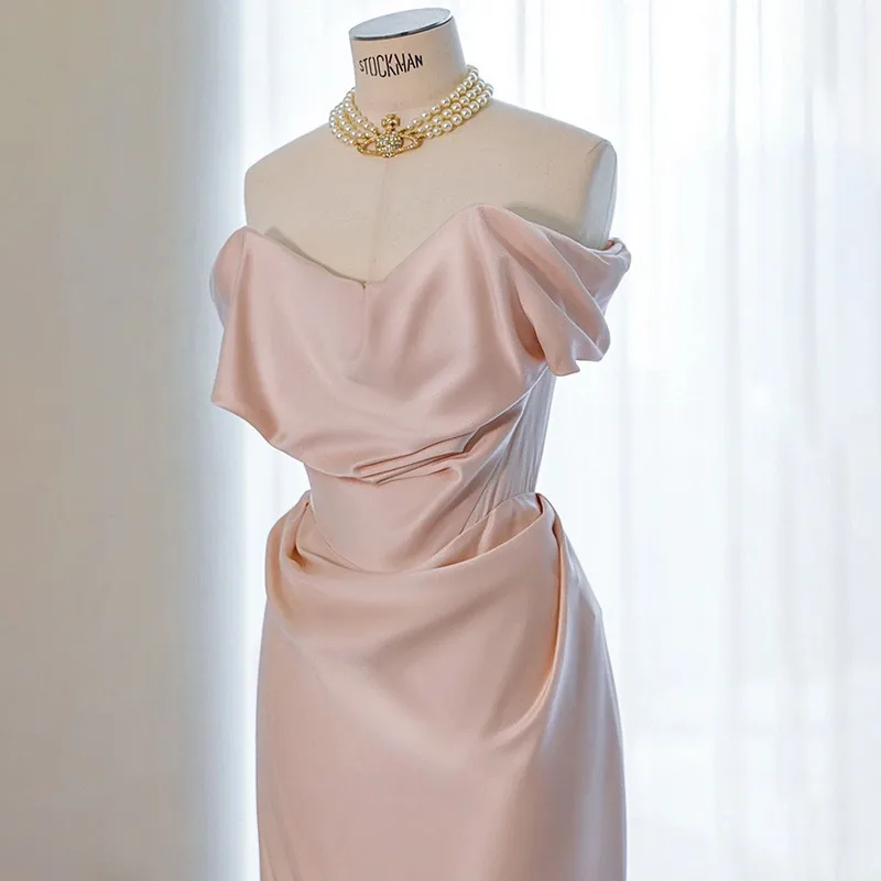 

Pink Satin One-Shoulder Evening Gown Wedding Dress Banquet Attire Women's Elegant Ceremony Drinking Ceremony Robe Simple Chic