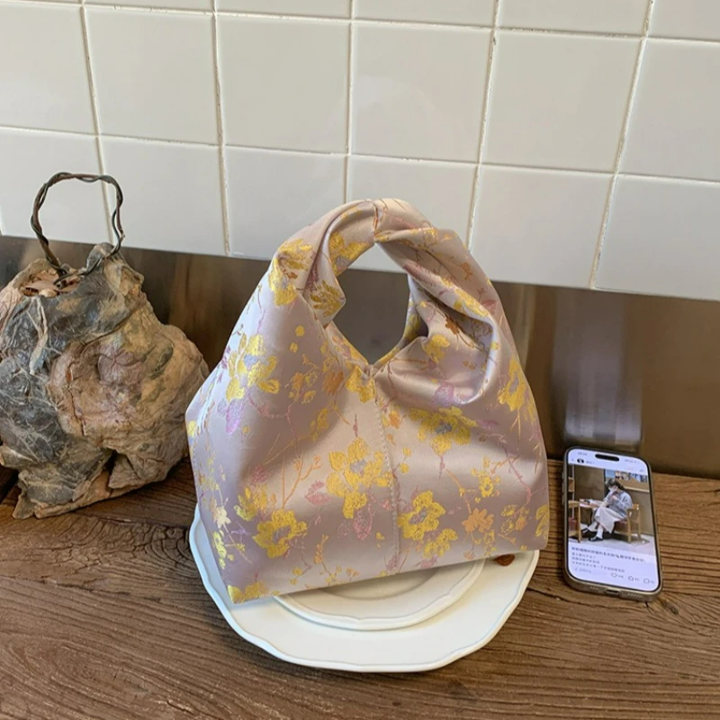 

Новая женская сумка в китайском стиле с вышивкой и верхней ручкой, модная сумка через плечо, уникальный дизайн, удобная и универсальная сумка для поездок на работу