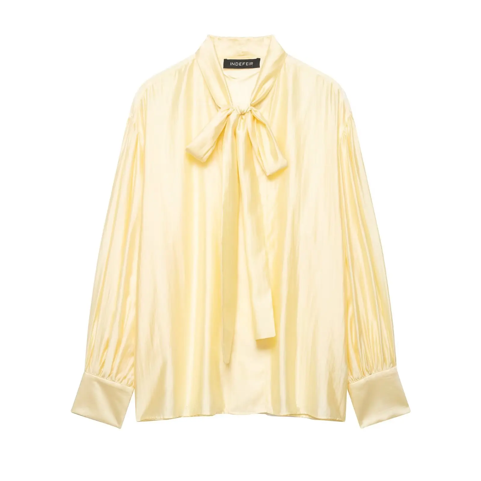 

Women's Fashionable Versatile Satin Bow Decorated Shirt