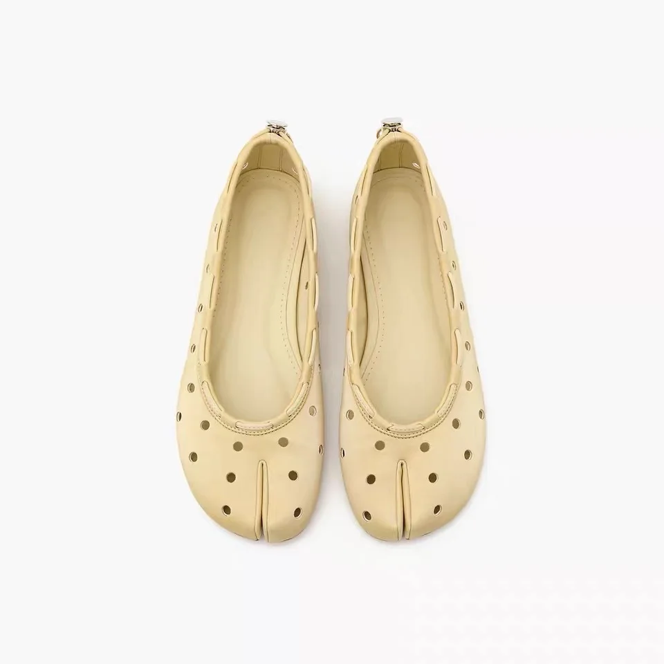 ultra-soft-polka-dot-mary-jane-split-toe-women's-flat-mouth-shoes-hollow-out-design-fashionable-casual-footwear