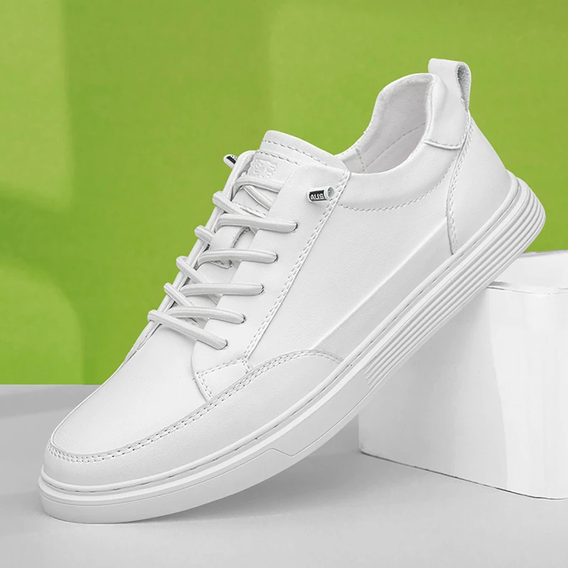 

Four Season Men Thick Soled Casual White Soft Soled Shoes Breathable Business Oriented Minimalist Fashionable Trendy Board Shoe