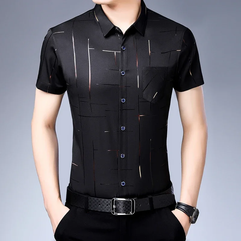 New Men\'s Business Casual Short Sleeved Shirt No Iron and Wrinkle Resistant Top