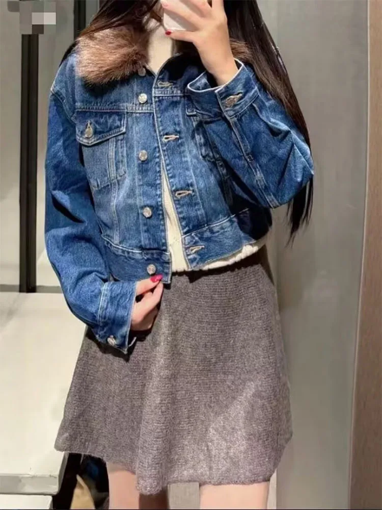 

2025 Vintage Women's Denim Bomber Jacket Long Sleeves Lapel Fur Collar Zipper Chic Crop Coat Woman Outwear Streetwear Trend