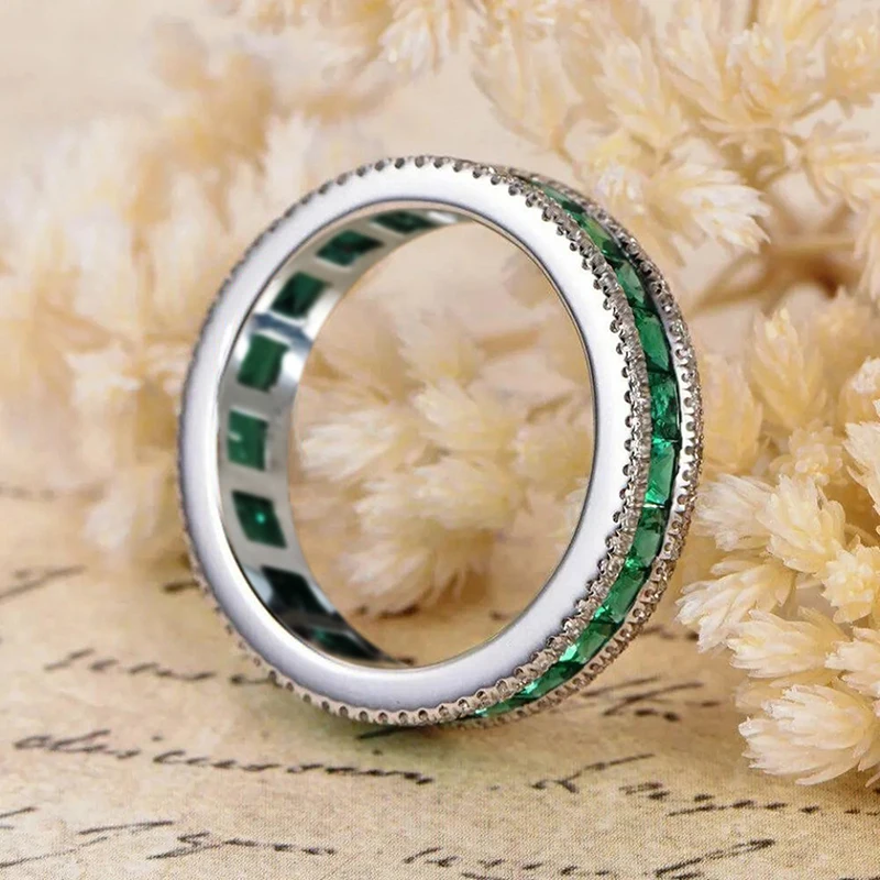 Huitan Princess Cut Green Zirconia Ring dla kobiet Nowa modna biżuteria na palce dla zaręczynowej pani Nowość Akcesoria do obrączki ślubnej — zdjęcie 4