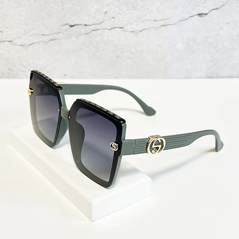

2025 New Fashion Polarized Sunglasses Women Brand Letters Sun Glasses Ladies Luxury Oversizes Square Gafas Oculos De Sol UV400
