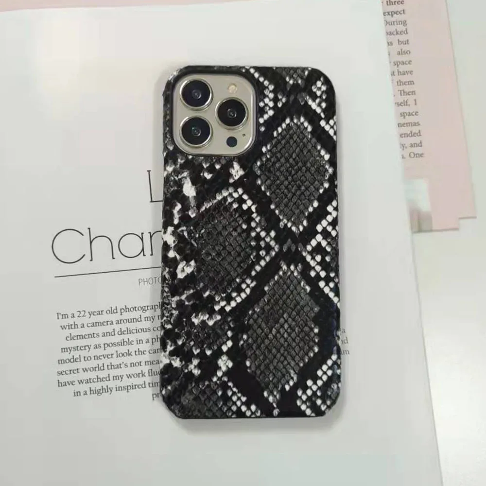 

New Python Skin Pattern Suitable for iPhone 17pormax Phone Case 16e Half Pack 15plus Anti Drop 14pro 13 12 11 Protective Cover