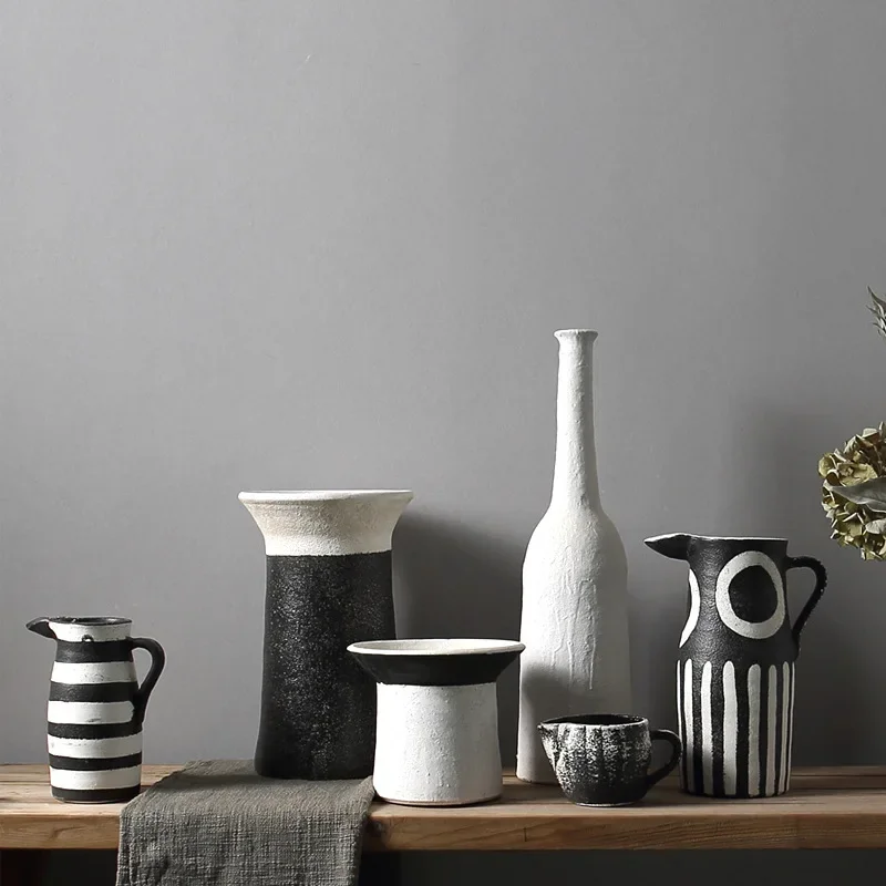 

Wabi Sand minimalist black and white ceramic vase