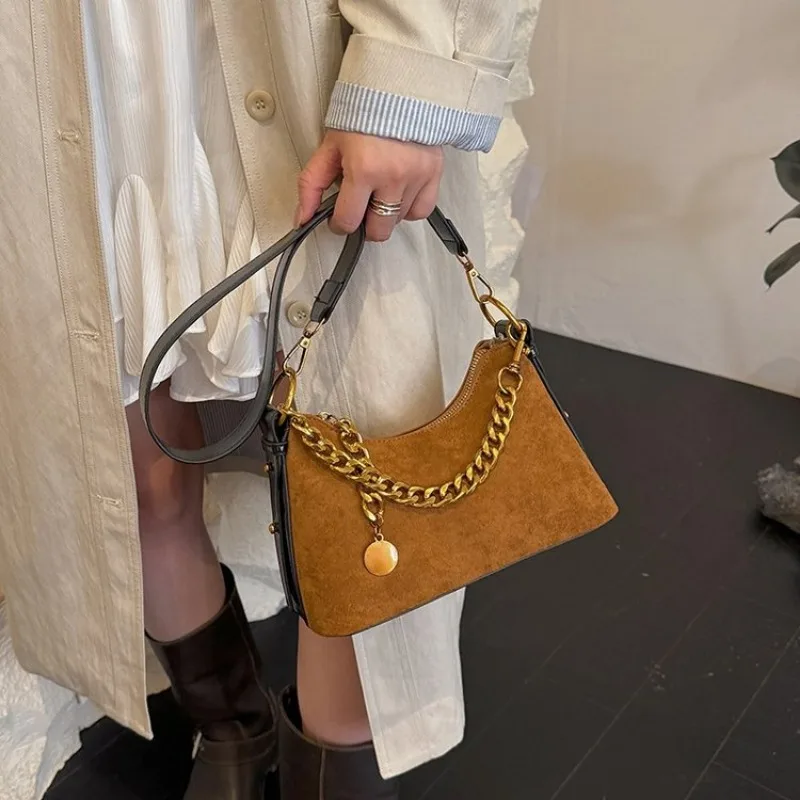 

Lavish Daily Use Fashion Hot Sale Adjustable Students Cross Body Bag Handbag Suitable For A Casual Lunch Outing