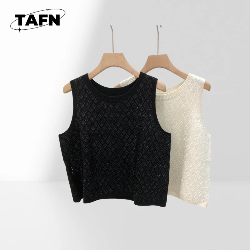 Izolowana damska kamizelka kurtka na zimę i aktywności na świeżym powietrzu Praktyczna i stylowa kamizelka kurtka na zimowe przygody AG3031