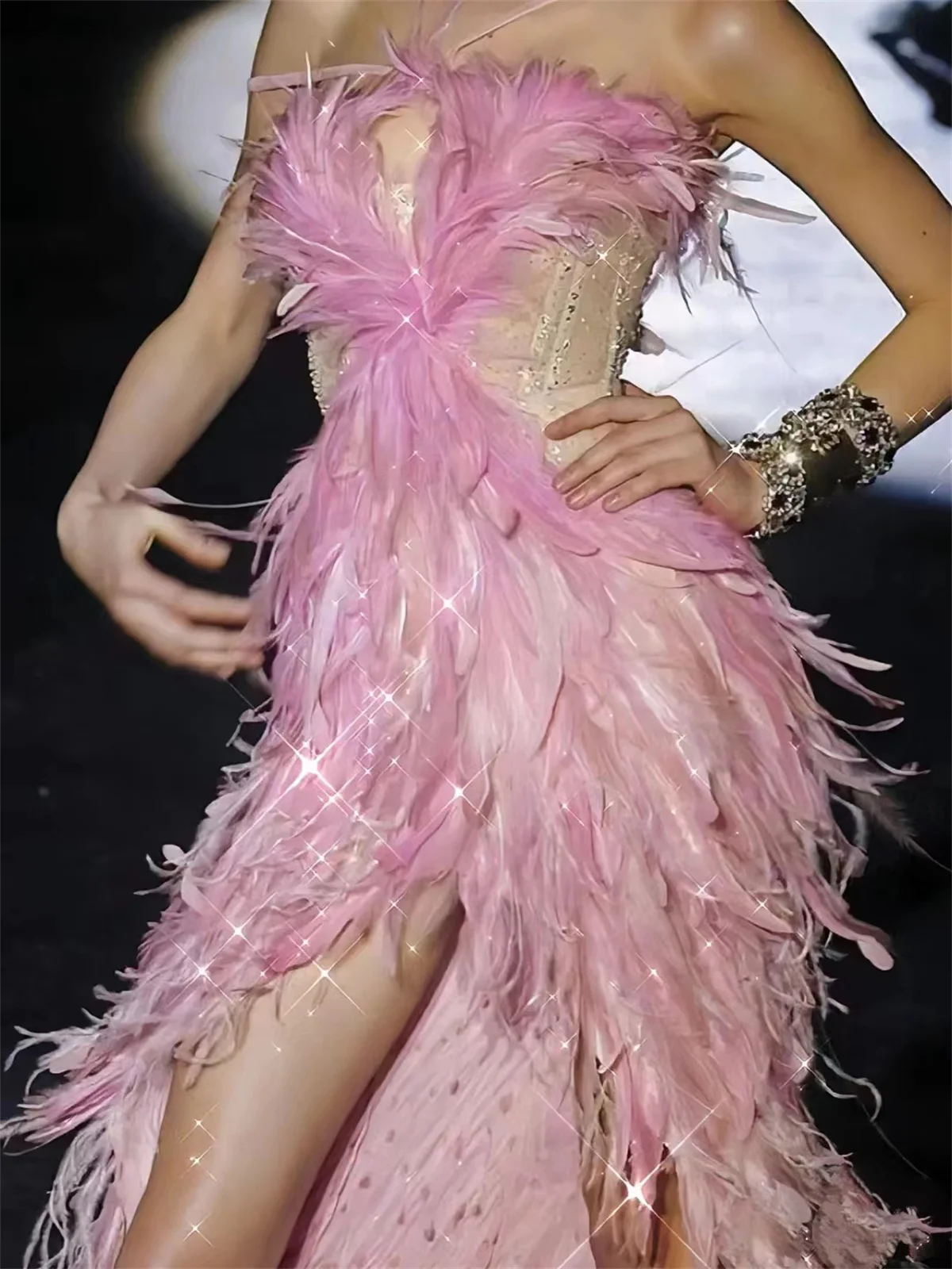 2024 Newest Pink Feather Ball Dress Cross Bandeau Sexy Sheer Prom Party Gown Front Short Back Long Gorgeous Sequin Fashion