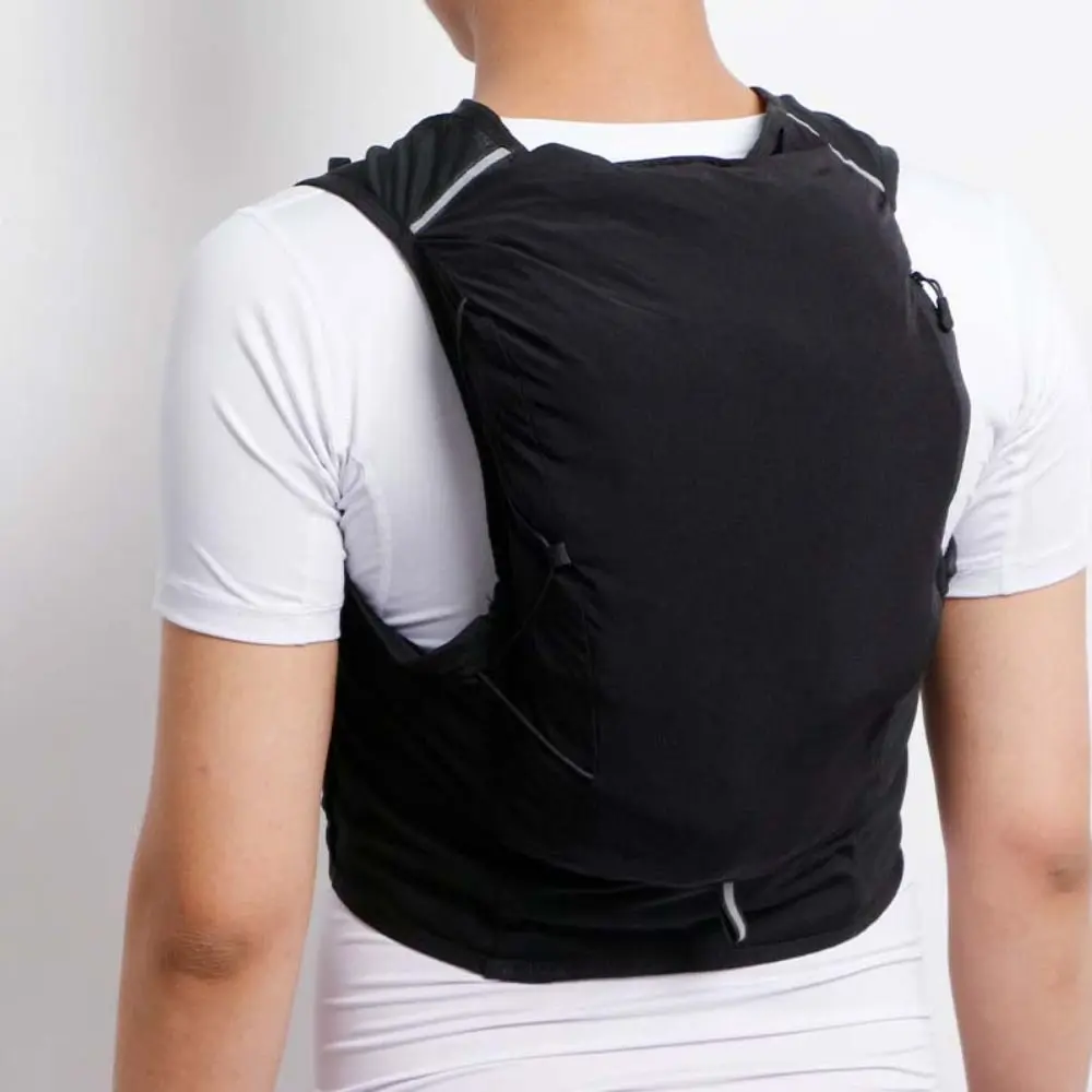 

Phones Wallets Hydration Vest Pack Water Bottle Storage Large Capacity Running Backpack Multi Pockets Lightweight