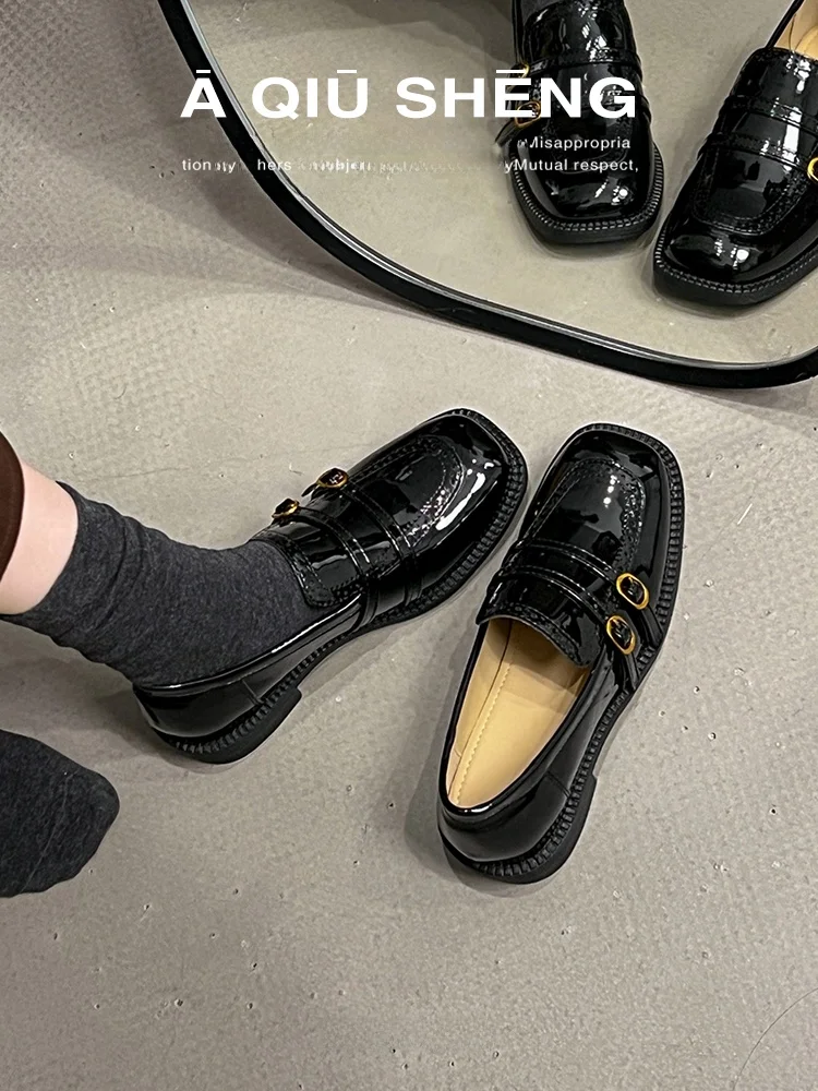 mocassini-retro-in-pelle-intagliata-a-fiori-da-donna-con-punta-quadrata-stile-britannico-interno-in-pelle-ultra-morbida-alla-moda