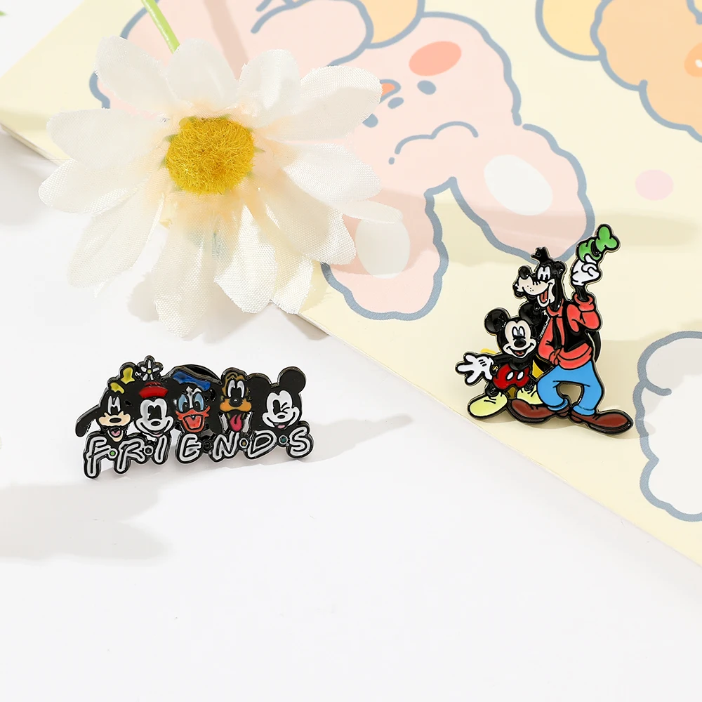 

Fashion Disney Enamel Badge - Creative Mickey Mouse & Donald Duck Brooch Pin for Kids Backpack Clothing Accessories Lapel Pin