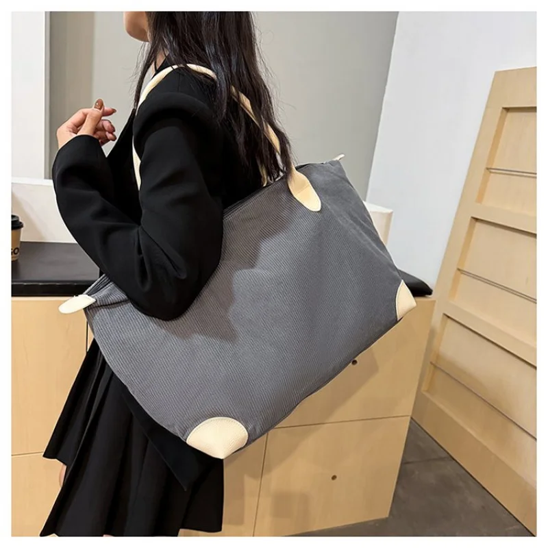 

Premium Women's Shoulder Bag Crafted From Satin Leather Boasting Pillowy High-End Monaco Sleek Soft Vintage Look