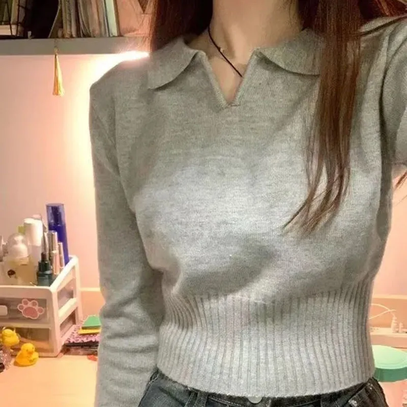 Camisa de punto de manga larga con cuello de pico coreano para mujer primavera otoño nuevo suéter corto ajustado gris jersey Vintage elegante Tops femeninos