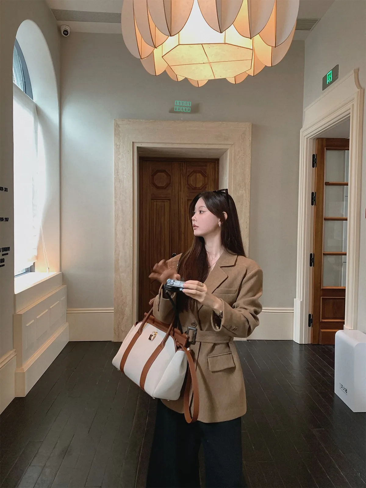 

Повседневный женский костюм с эффектом утяжки талии, жилет с геометрическим узором в конном стиле, осенняя коллекция