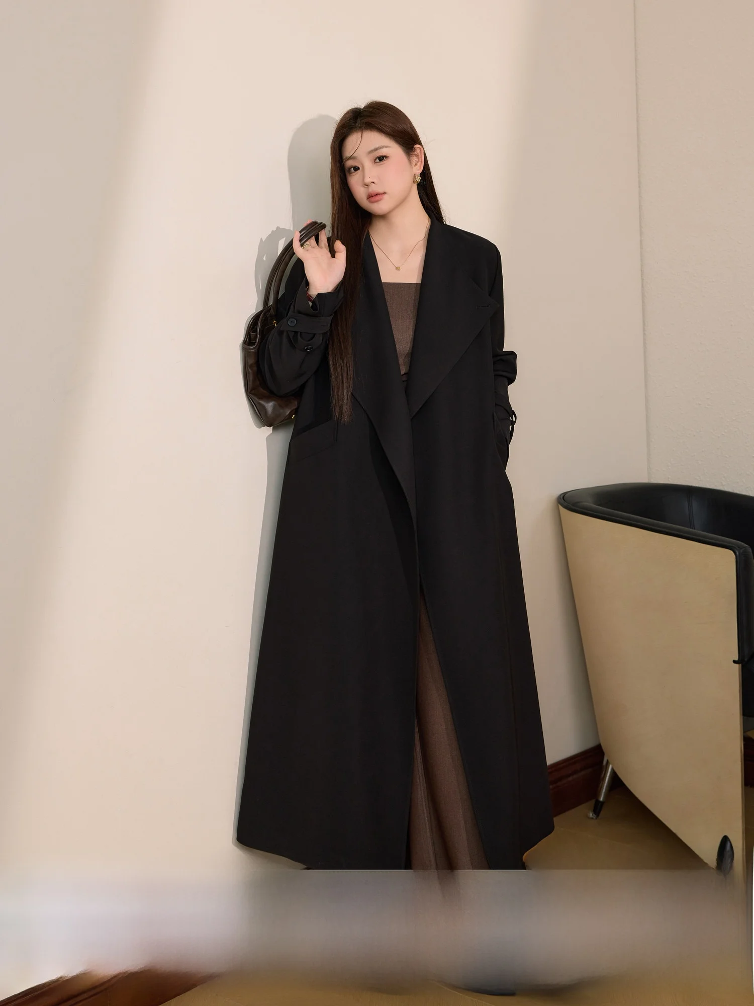 

Slimming Large Size Bla Waist-Cinching Oversized Briti Sle Coat Long Length Spring Faion Outerwear for plus Size Women