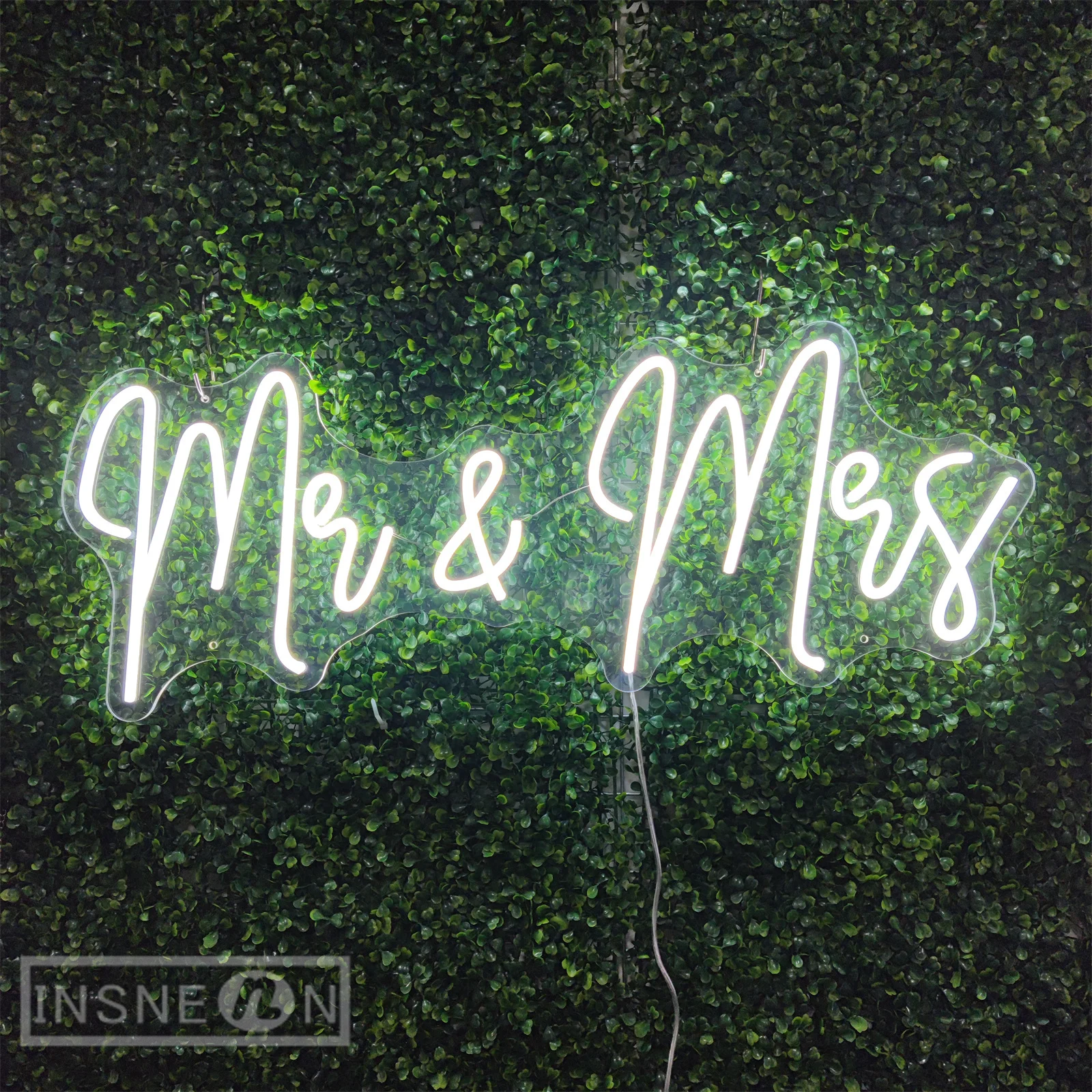 Neon Signs Mr & Mrs Wedding Decor Personalized Gifts Light Wedding Party Home Bedroom ART Wall Decor Gift For Her Neon LED Lamp