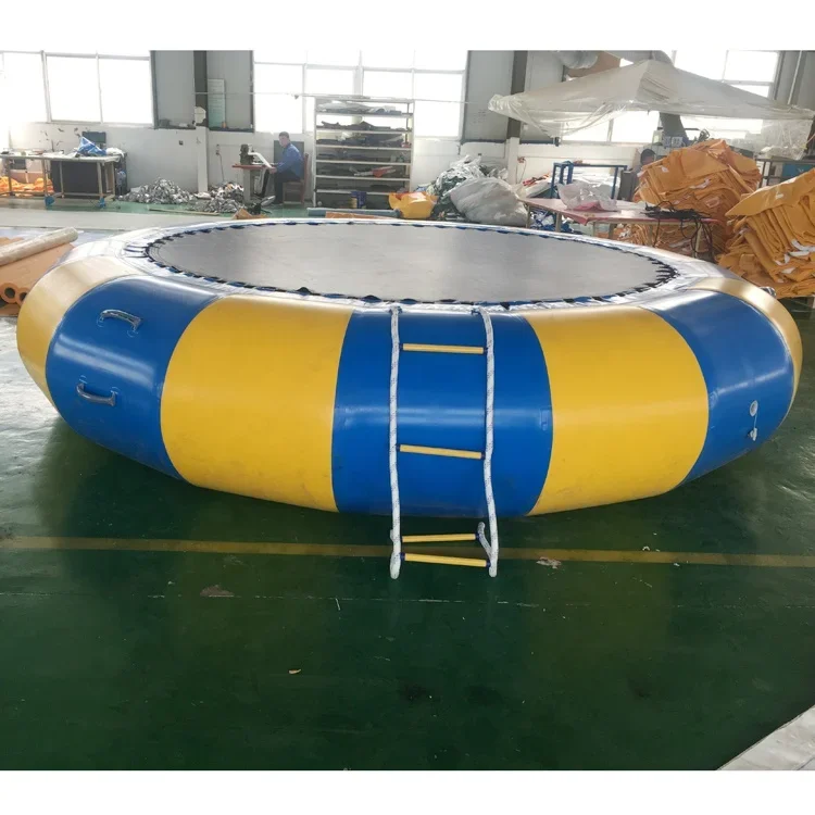 Factory Custom Water Paly Equipment Inflatable Air Bouncer Water Trampoline Jumping Bed