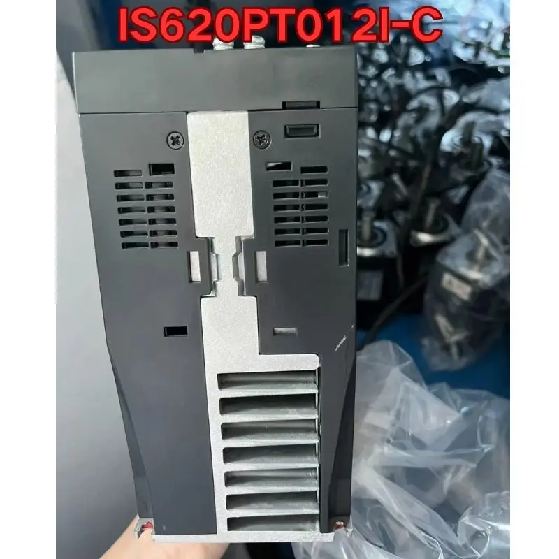

Second-hand IS620PT012I-C servo drive function test is normal The latest in November 2025
