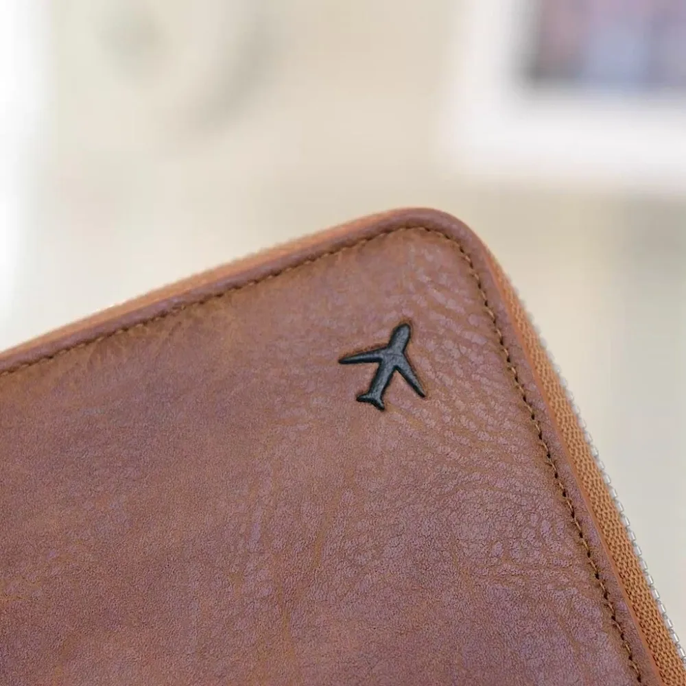 

Многофункциональный дорожный кошелек для паспорта на молнии, RFID-противоугонная сумка для паспорта, большая вместительная искусственная кожа, держатель для кредитных карт