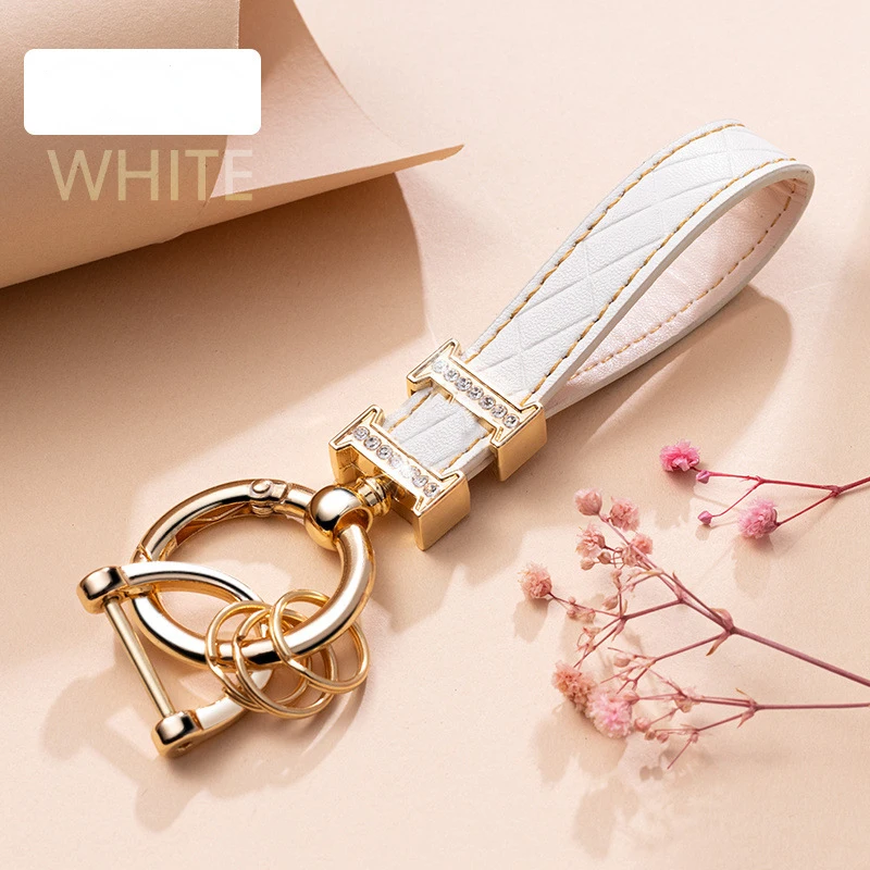 H O Diamond Keychain Men and Women Exquisite Creative Simple Fashion Universal Car Key Jewelry Key Chain Pendant Keyring