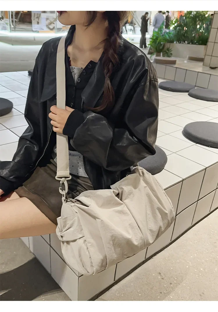 Damentaschen, Nischentaschen, leichte, großvolumige Nylontaschen, vielseitige leichte Umhängetaschen, lässige Messenger-Taschen – Detail 10