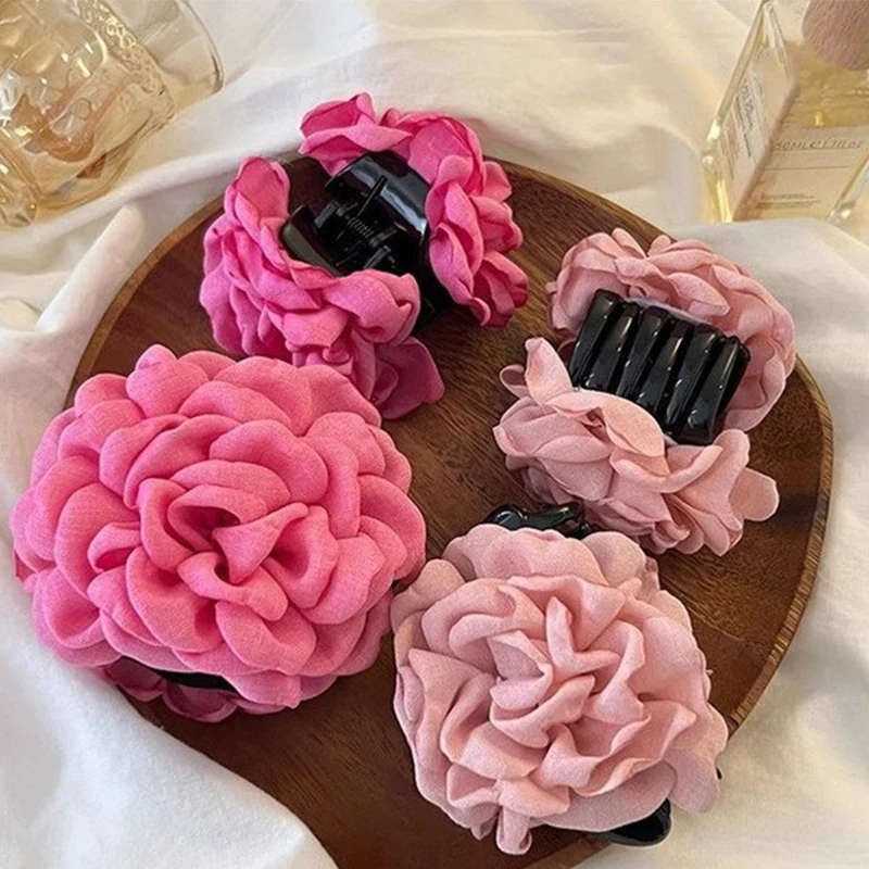 1 Pack Women\'s New Fabric Rose Hair Clip French Retro Sweet Large Flower Shark Hair Clip Plastic Hair Clip Hair Accessories