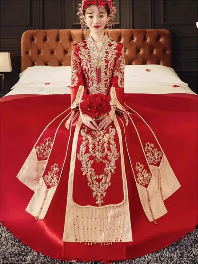 A new Chinese-style low-cut dragon and phoenix with sky-thin design has been launched