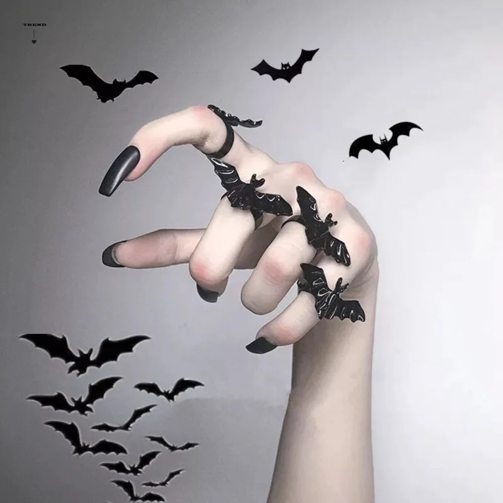 Exquisite Alloy Gothic Bat Ring Shiny Rhinestone Punk Spider Web Heart Ring Dark Fashion Adjustable Halloween Opening Ring Party