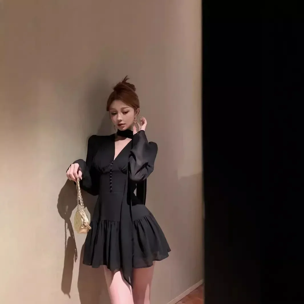 Purple V-Neck Long Sleeve Chiffon Dress Women's Early Autumn Slimming Mini Dress Elegant Smooth Silhouette Waist-Fitted 2025