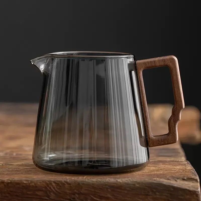 400ml Hitzebeständiger Borosilikatglas-Kaffeeserver mit Walnussholzgriff, Pour-Over-Kaffeekanne, Teekrug, Chahai Fair Cup