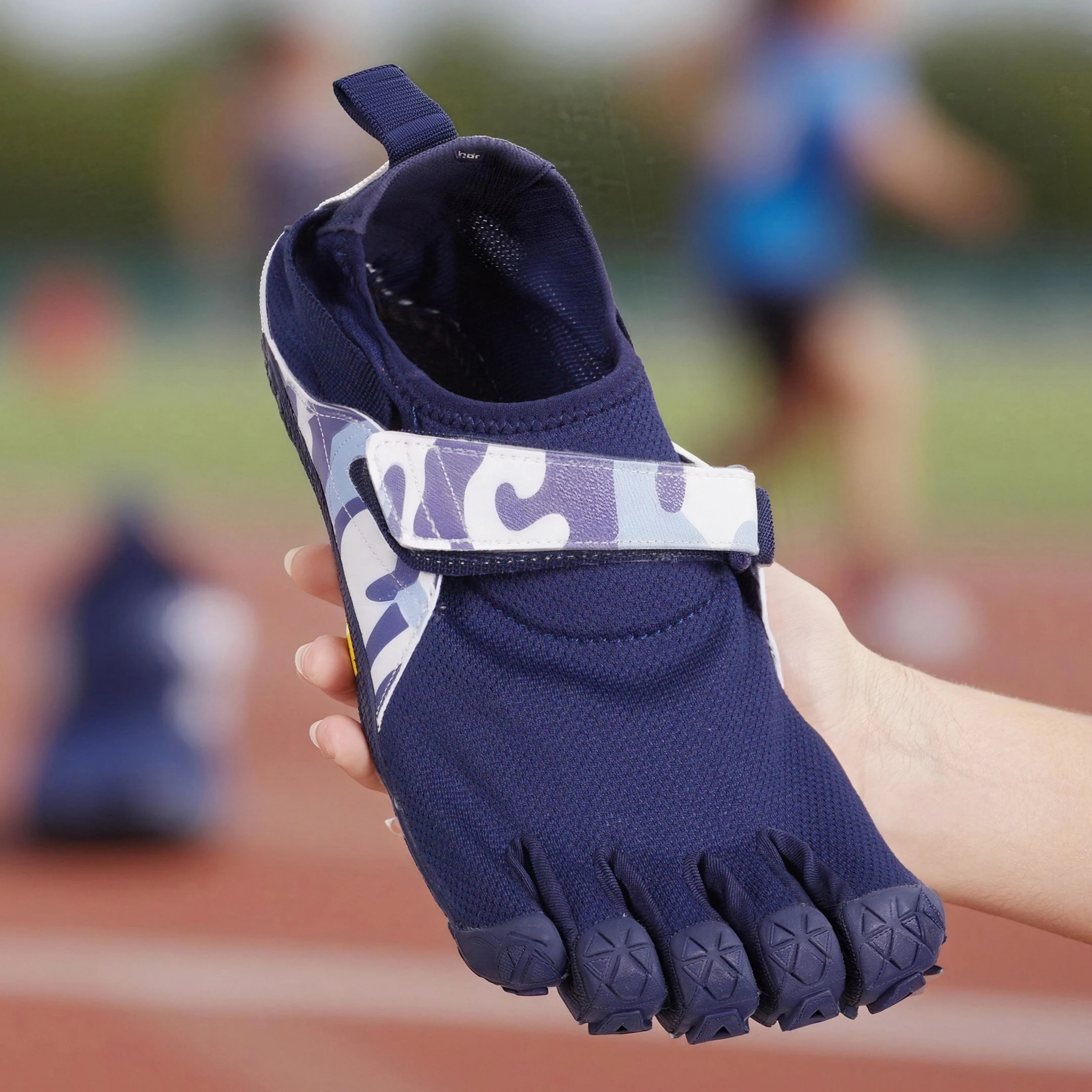 2025 New Bestselling Professional Unisex All-Terrain Grip Weightlifting Shoes, Fitness Shoes, Walking Shoes