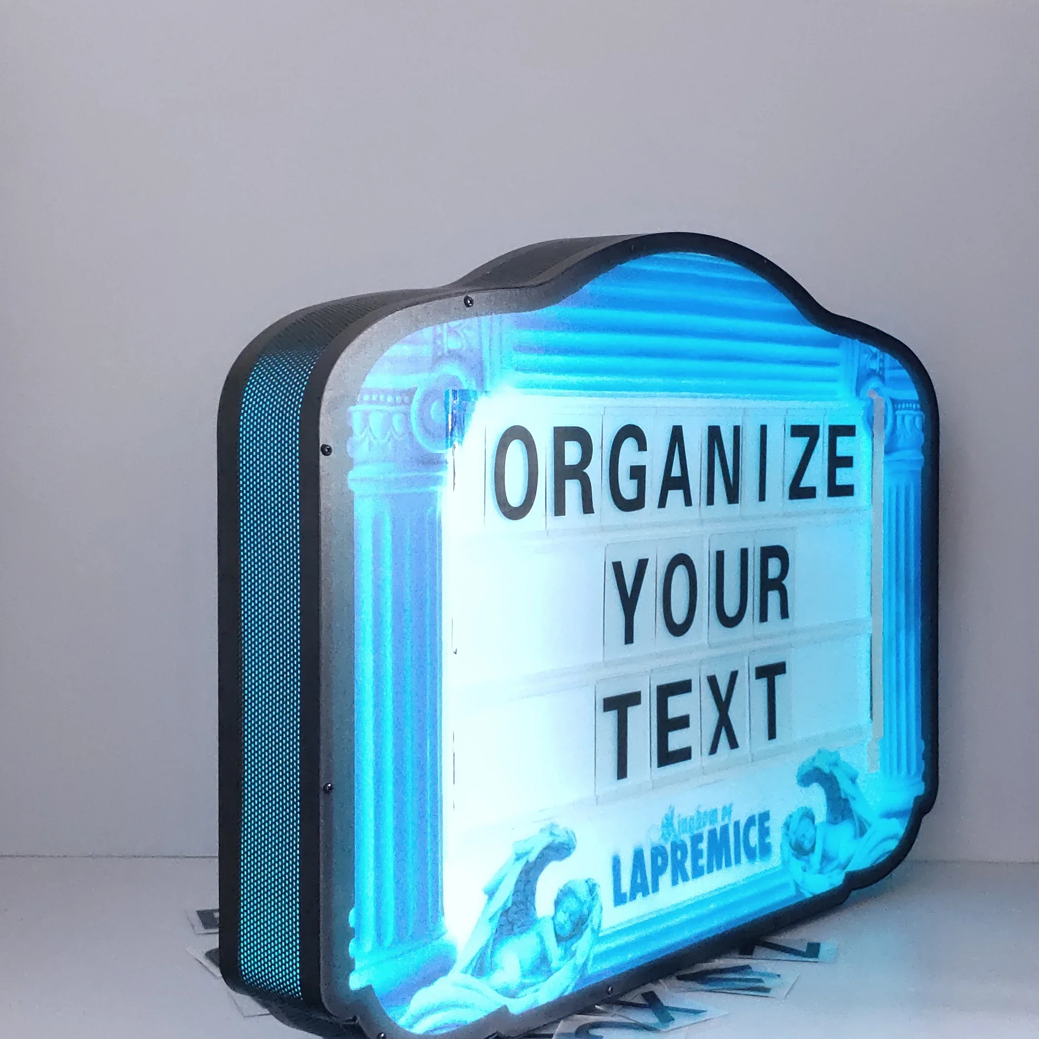 Skull Shape LED Lighted Letter Board Foldable Nightclub    Bottle Presenter Display Rack for VIP Marquee Sign