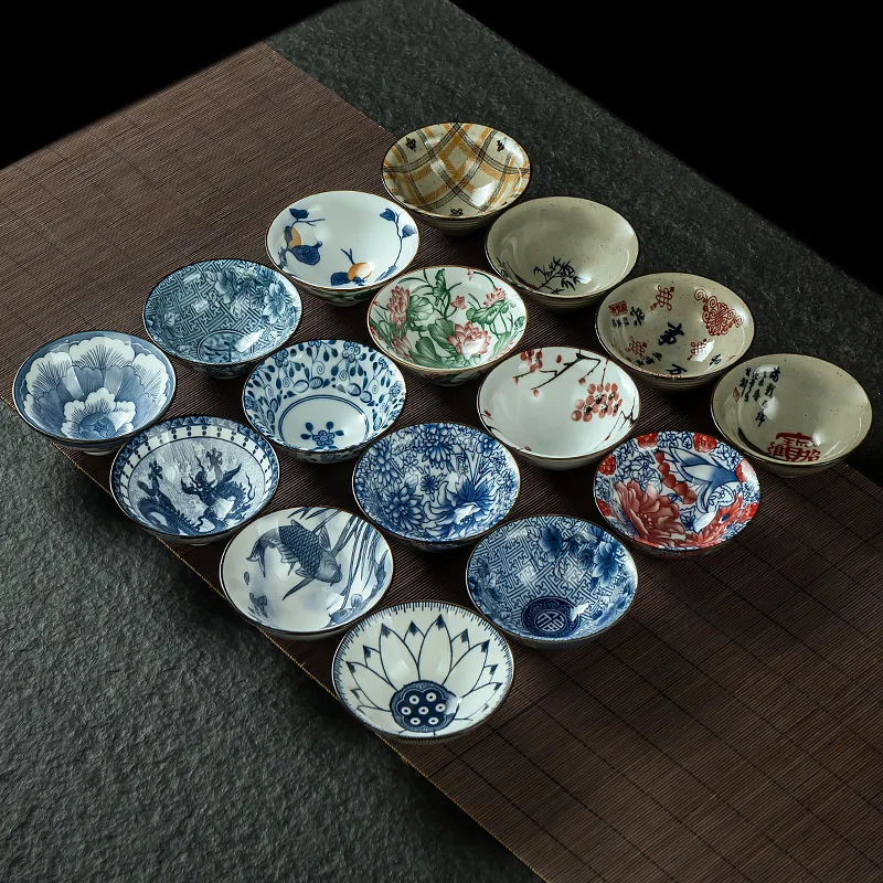 80 مللي الأزرق والأبيض الخزف مخروط فنجان الشاي مكافحة التحجيم رسمت باليد طبق شاي سيراميك السفر التأمل كوب طقم شاي صيني