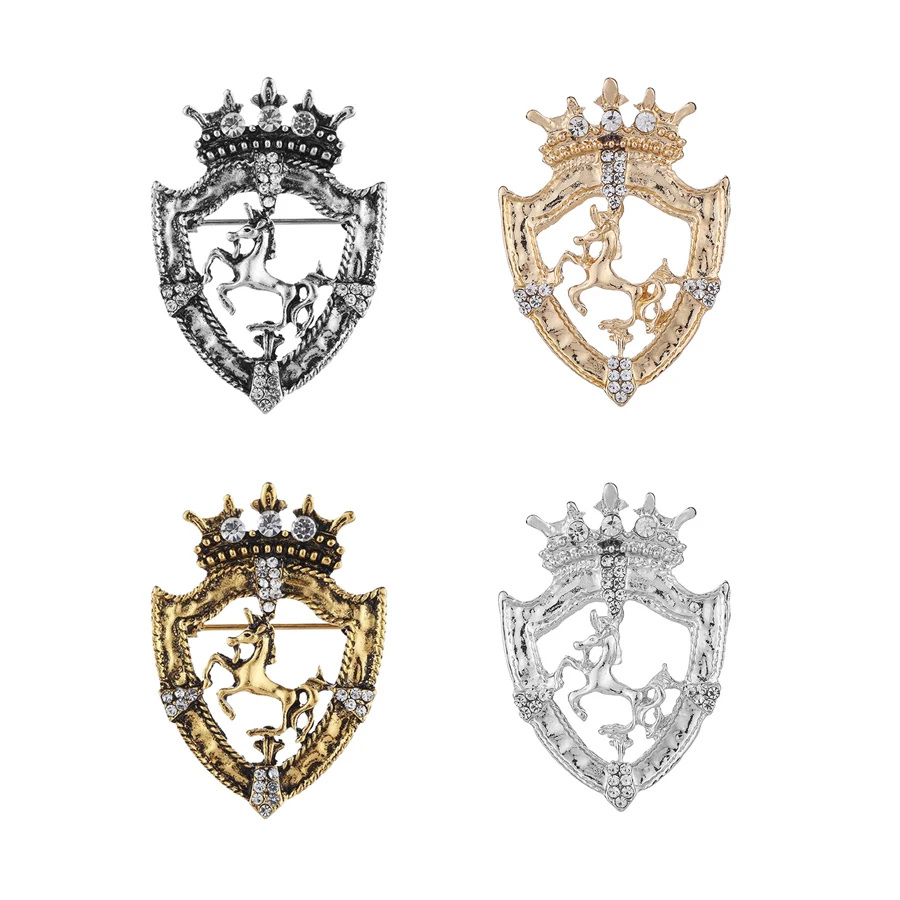 بروش درع التاج الأنيق الملكي درع القفز الحصان تصميم كريستال الزخرفية سبيكة شارة مجوهرات ل بروش الملابس النسائية
