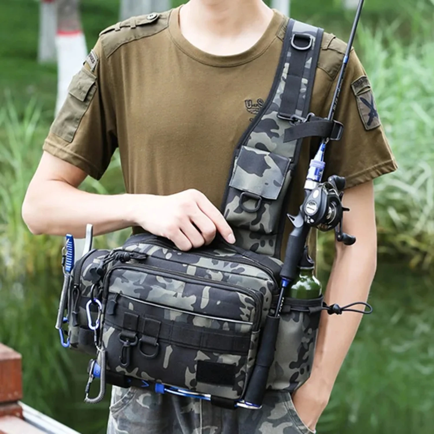 

Fishing Tackle Men Large Capacity Fishing with Bait Case Waterproof Multifunctional Military Nailon Backpack