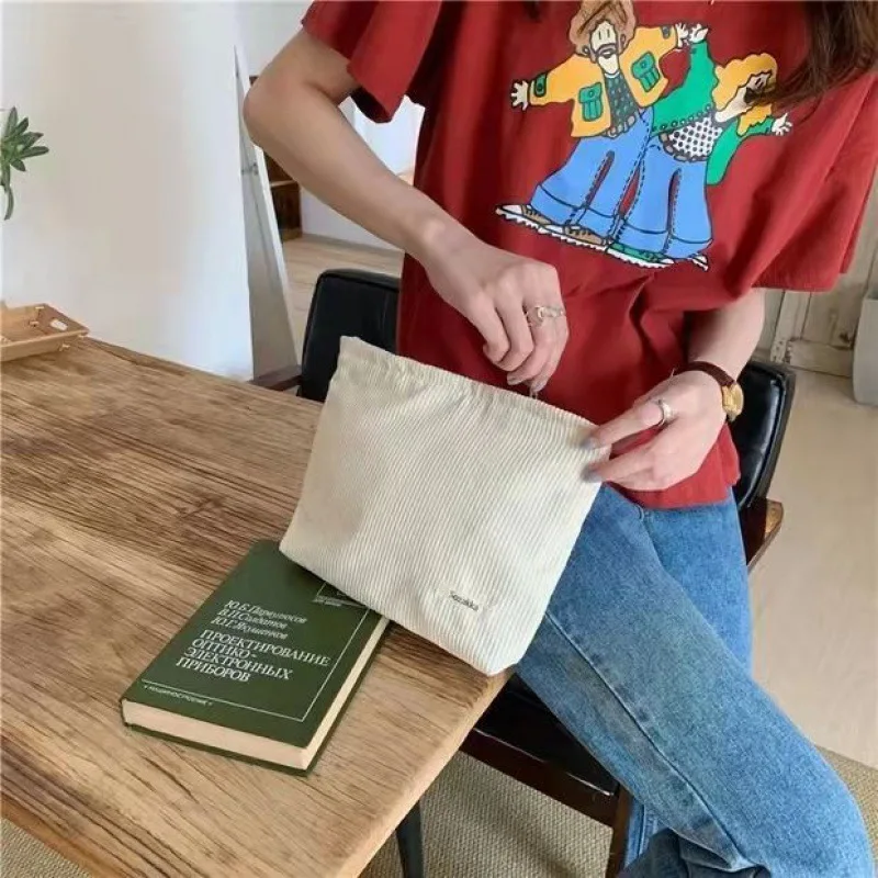 Canvas Makeup Bag New Spring and Autumn Portable Outgoing Feeling Retro Corduroy Pen Bag Phone Zero Wallet Storage Bag