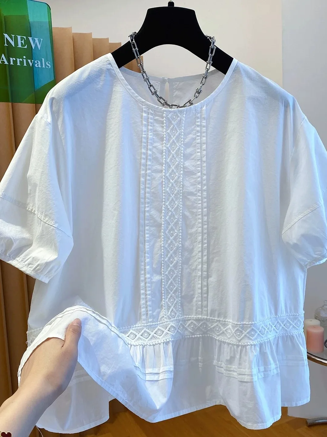 

Unique Design Beautiful Silk Linen Bubble Short Sleeve Women's Shirt Spring Summer Casual Style round Neck Regular Length
