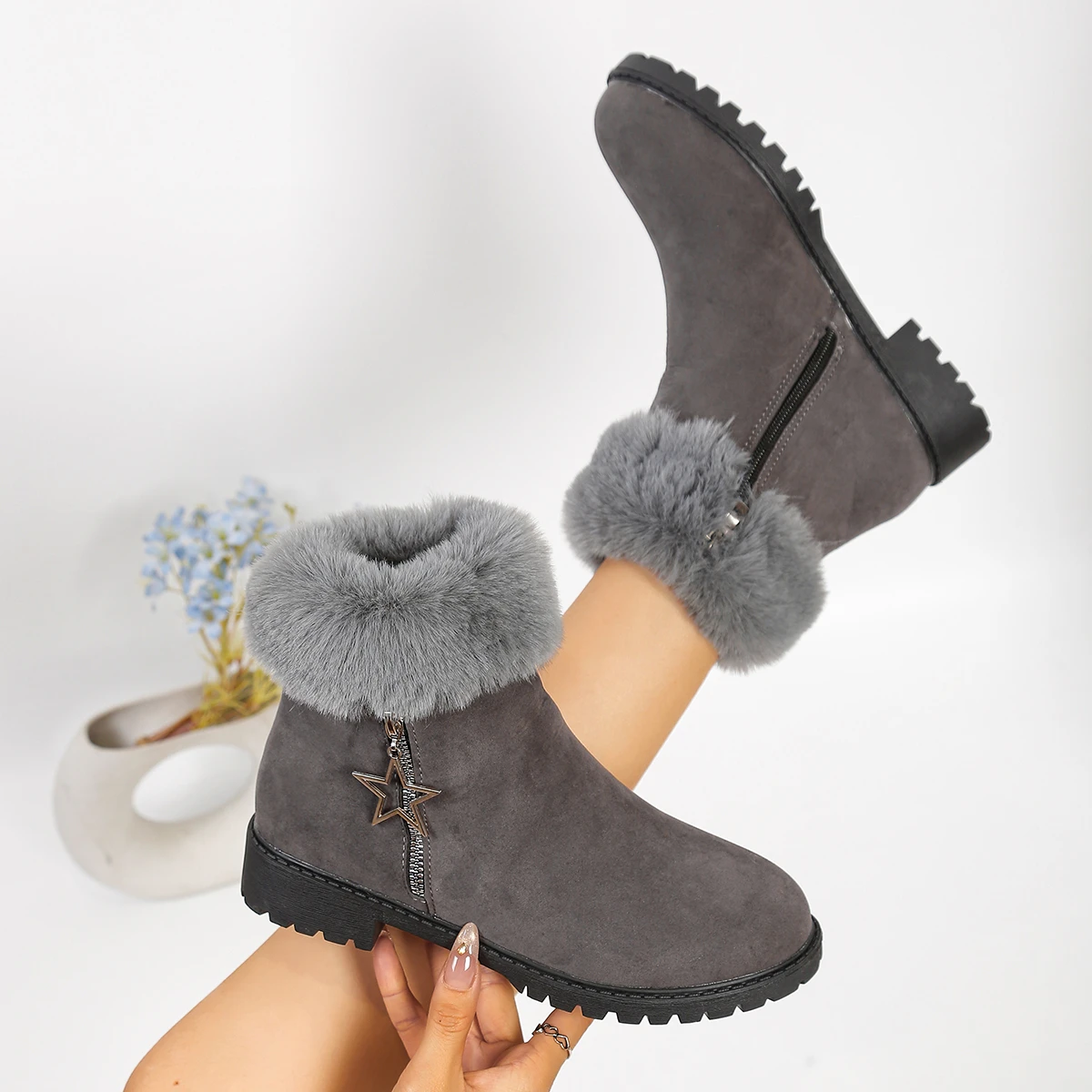 Women's Autumn and Winter Solid Color Flannel Joker Round-headed Short Boots 2026 New Side Zipper Star Ornaments Warm Snow Boots