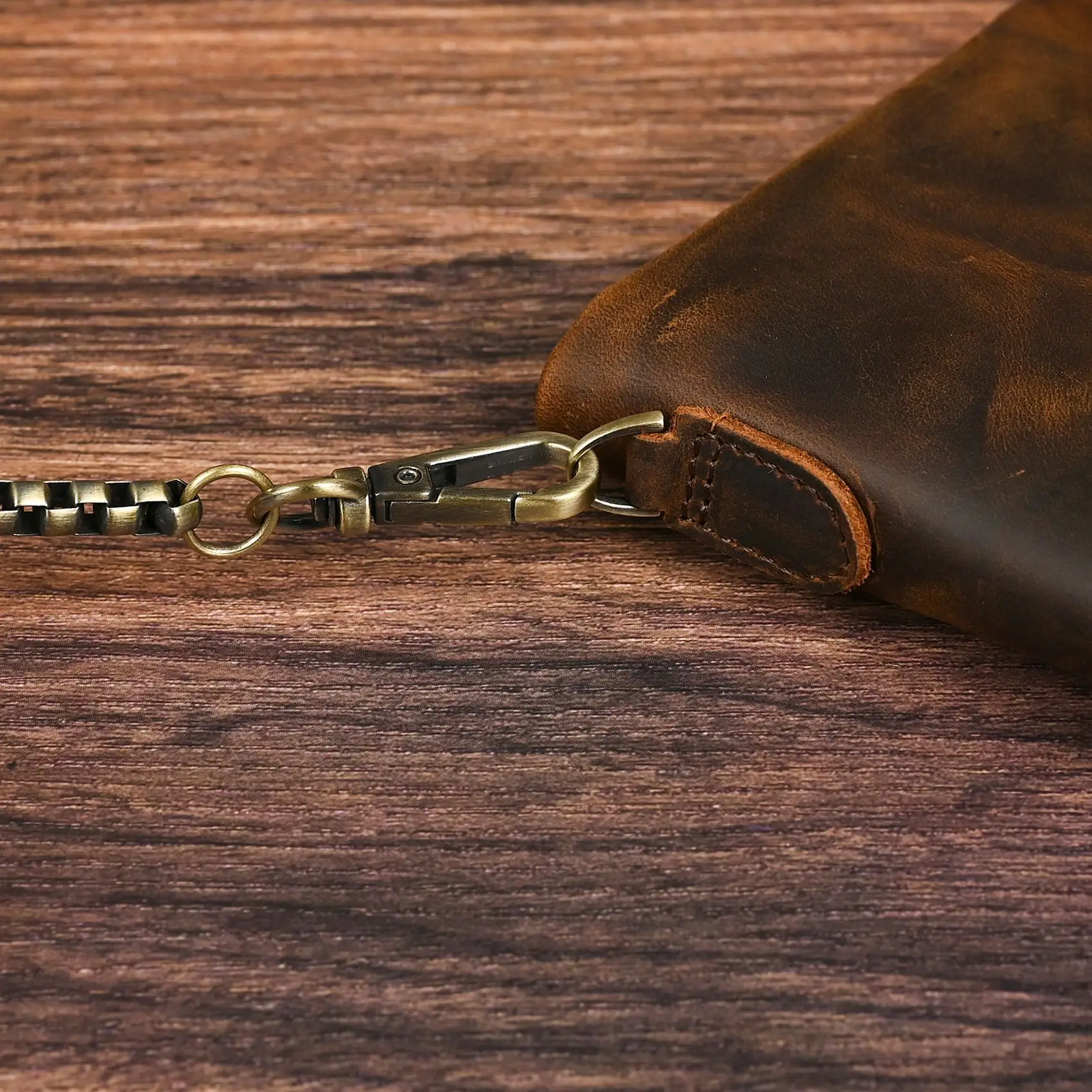 YETTIES Herren-Pull-Up-Geldbörse aus genarbtem Leder, kurzer Bifold-Reißverschluss mit abnehmbarer Kette, praktische Retro-Clutch für Herren – Detail 30