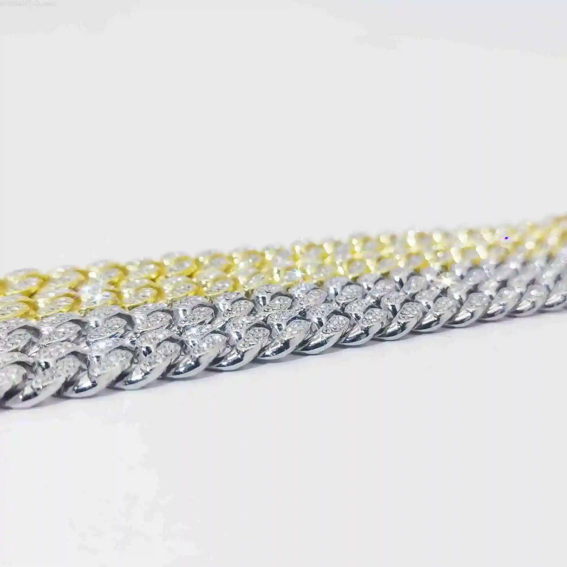 

Mens Gold-Plated Cuban Chain with 13mm Moissanite Chain Diamonds Chain Iced Out Hip-Hop Style Necklace Bracelet