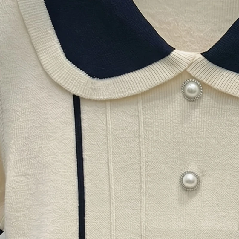 Peter Pan Collar Contrast Knit Tee Women Red White Short Sleeve Pearl Decor Button Soft Stretch Slim Daily Knit T Shirt Blouse