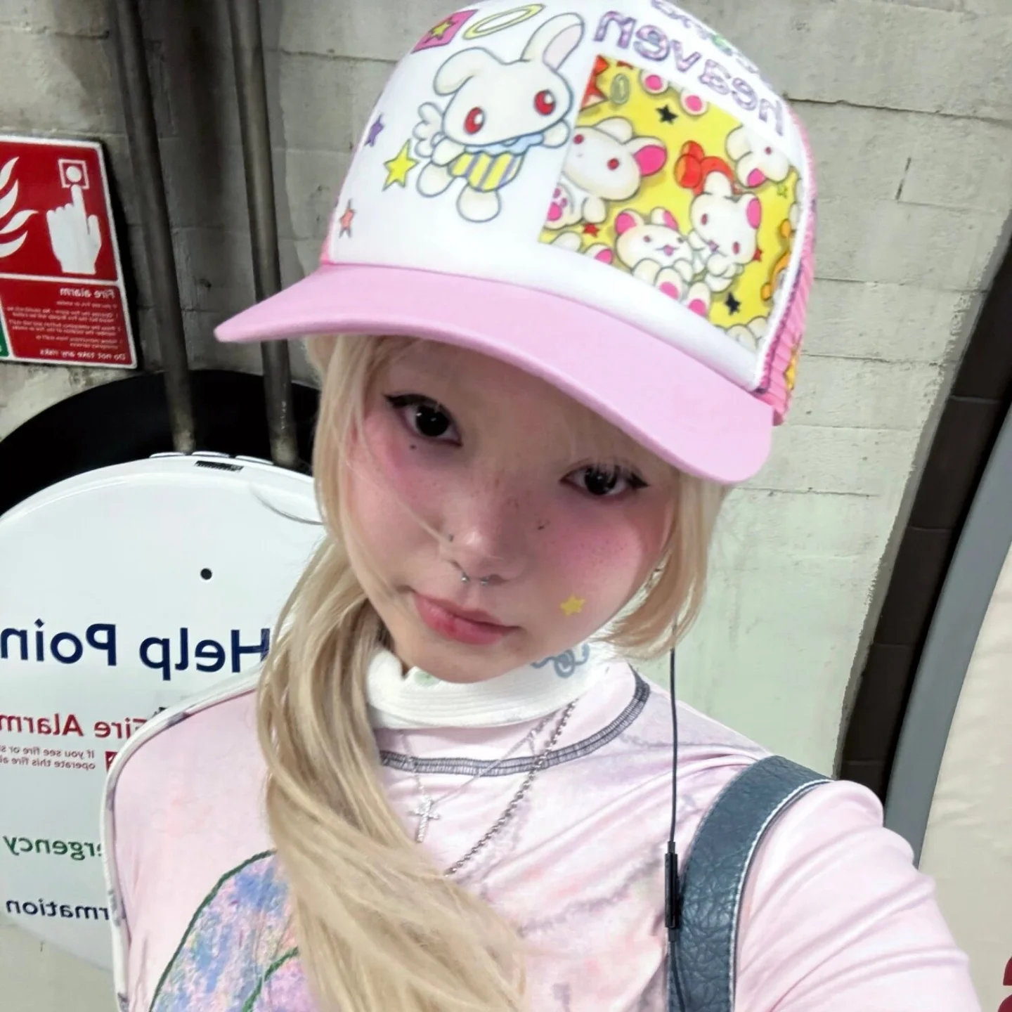 Harajuku Kawaii Cartoon Print Trucker Hat Women Y2K Anime Graphic Mesh Baseball Cap Adjustable Summer Street Punk Sun Hat