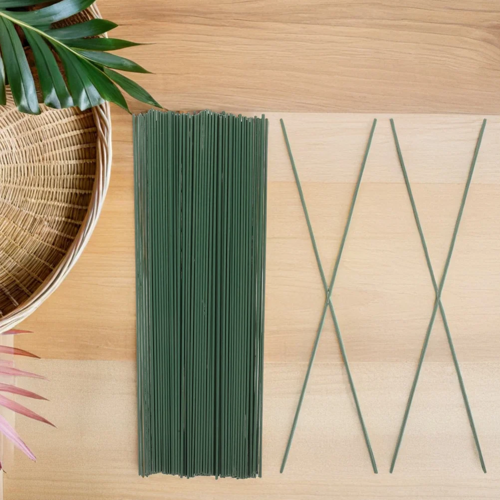 60Pcs Green Artificial Flower Wire Stems 40cm for DIY Crafts Bouquets Wreaths Floral Arrangement Supplies Green Floral Stems