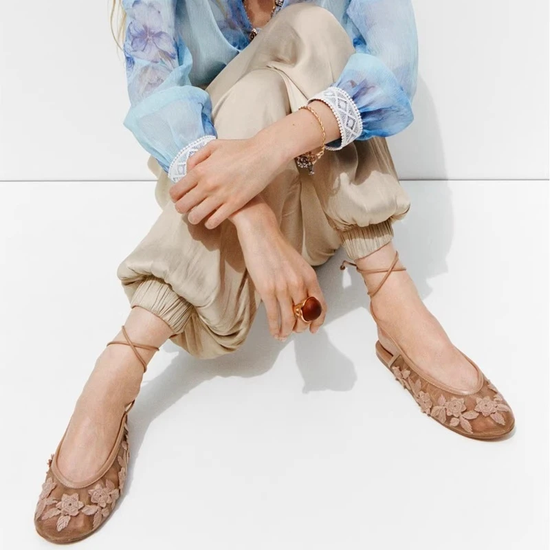 Embroidered Floral Lace-up Open-Back Flat Ballet Shoes Mesh Breathable Closed-Toe Mules Backless Sandals for Women Summer Casual